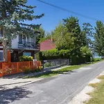 Ferienhaus In - Balaton 18050 Balatonberény