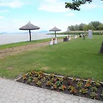 Ferienhaus In - Balaton 18050 Balatonberény