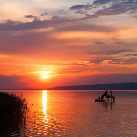 In - Balaton 18050 Prázdninový dům Balatonberény
