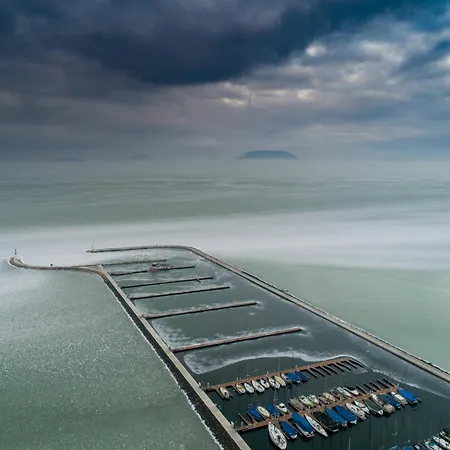 Дом отдыха In - Balaton 18050 Балатонберень