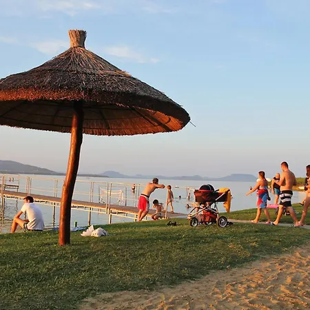 In - Balaton 18050 Σπίτι διακοπών Balatonberény