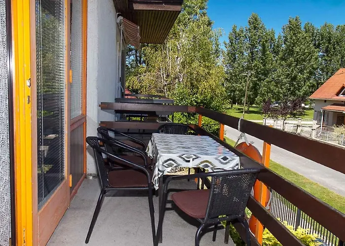 In - Balaton 18050 Балатонберень