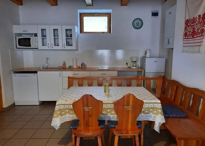 In - Balaton 18050 Балатонберень