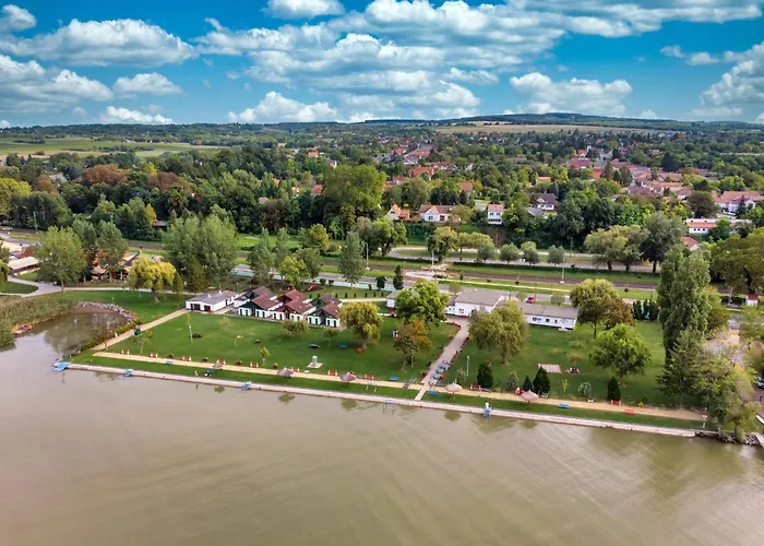 In - Balaton 18050 Балатонберень